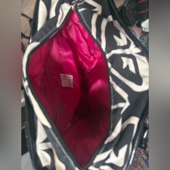 ROXY Logo Tote - Picture 3 of 7